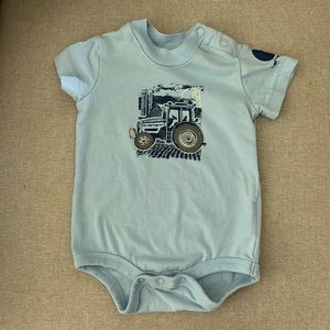 🌻5 for $25 🌻Carhartt baby onesie with tractor